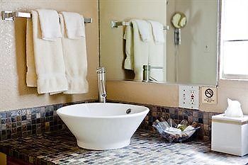 Desert Paradise Resort - Gay Men'S Resort 棕榈泉 外观 照片