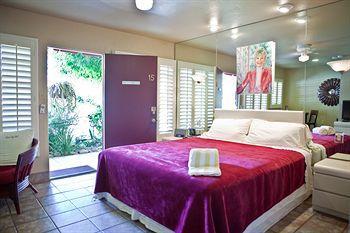 Desert Paradise Resort - Gay Men'S Resort 棕榈泉 外观 照片